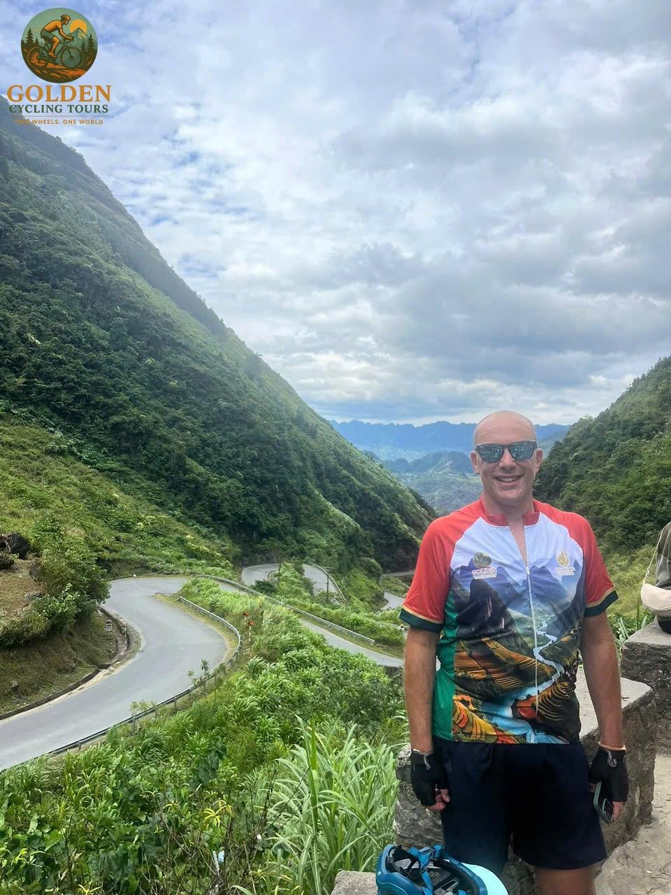 Northern Vietnam Cycling Tour: 8-Day Epic Ha Giang Loop Adventure
